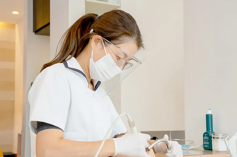 たまプラーザの矯正歯科・歯医者|たまプラーザむろき歯科・矯正歯科|衛生士治療中